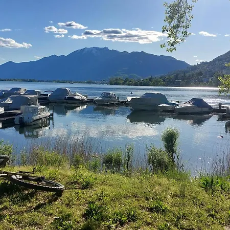 Casa Celeste, Stanza In Condiviso Alloggio in famiglia *
